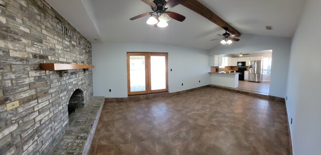 Building Photo - 101 Bluebonnet Ln