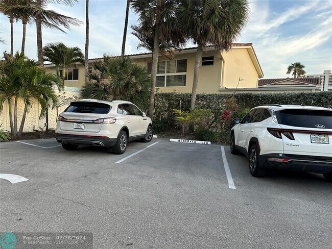 Building Photo - 6000 N Ocean Blvd