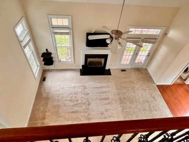 Building Photo - 121 Orianna Dr