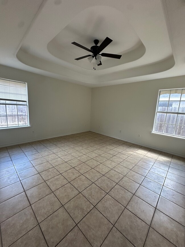 Building Photo - 4404 North 27th Street