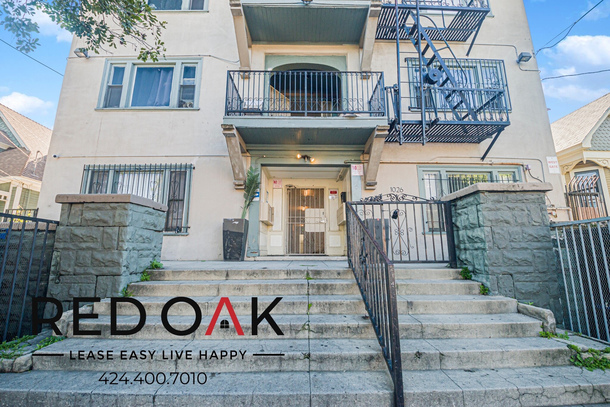 Building Photo - 1026 W 22nd St