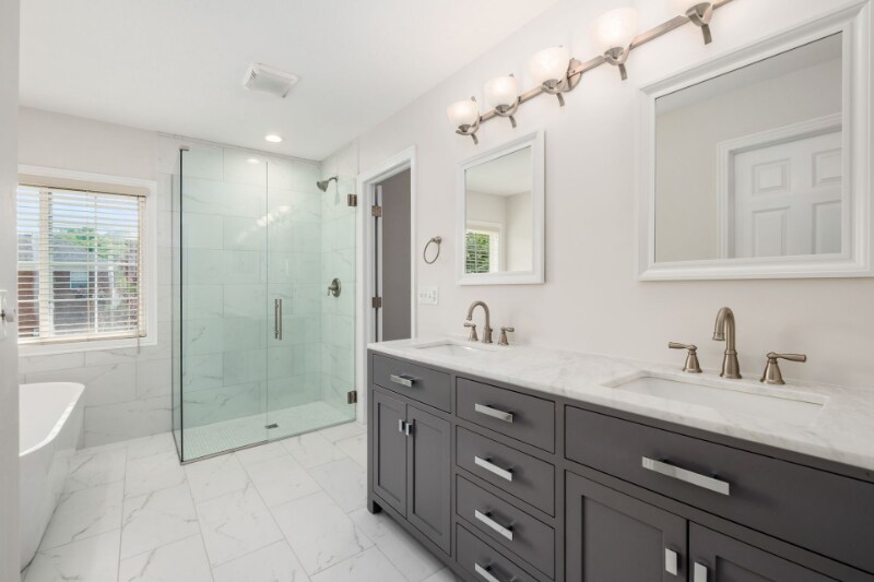 Building Photo - 7200 Fernridge Dr