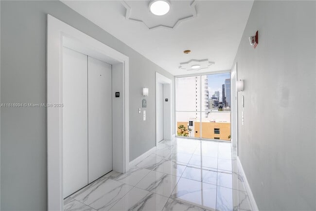 Building Photo - 800 Claughton Island Dr