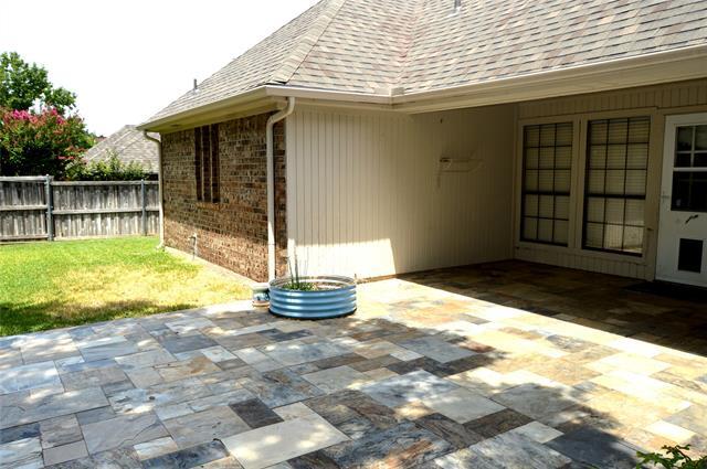 Building Photo - 2128 USA Dr