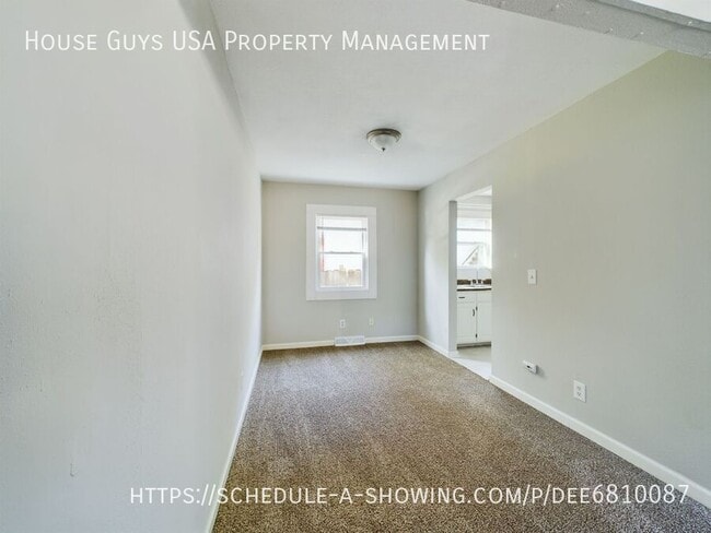 Building Photo - 3611 E 69th St