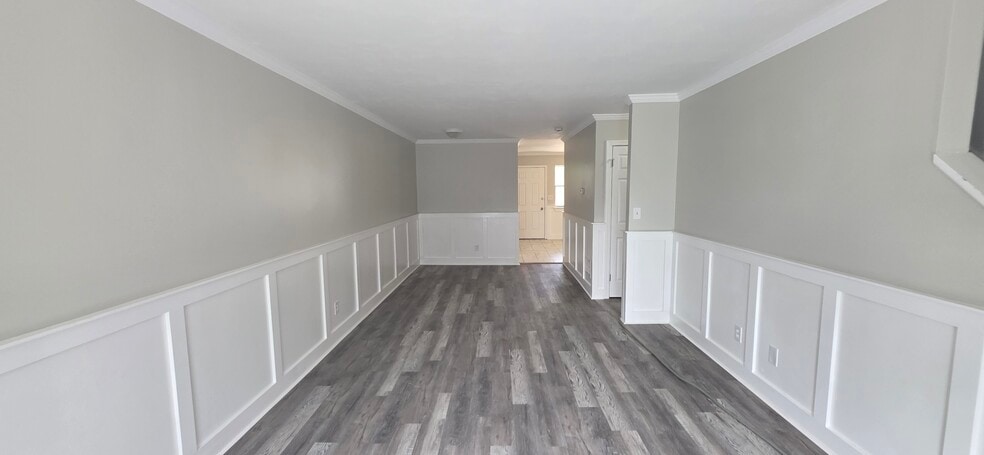 Building Photo - 769 Sylvan Ave