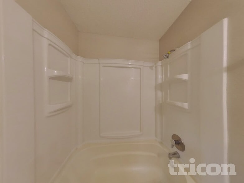 Building Photo - 4244 Village Trace Dr