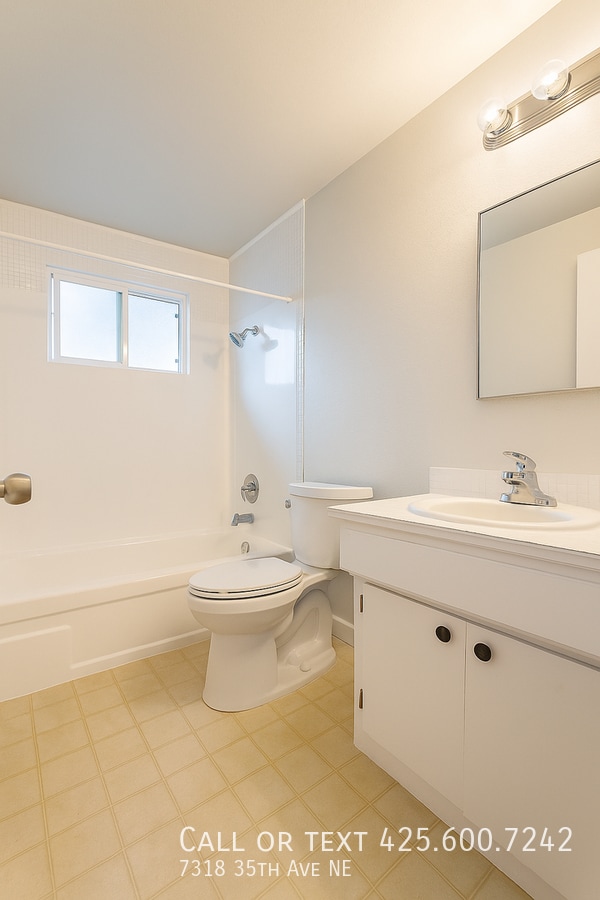 Building Photo - 7318 35th Ave NE