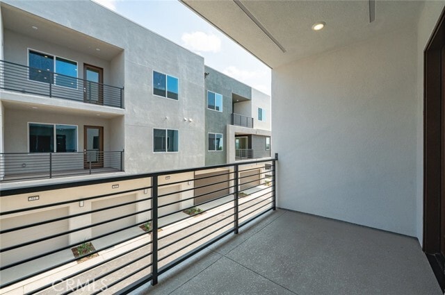 Building Photo - 491 Mulligan