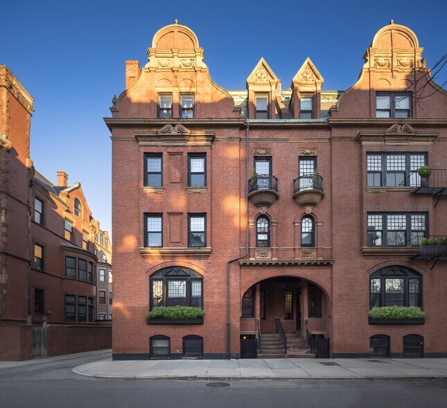 Building Photo - 12 Fairfield St