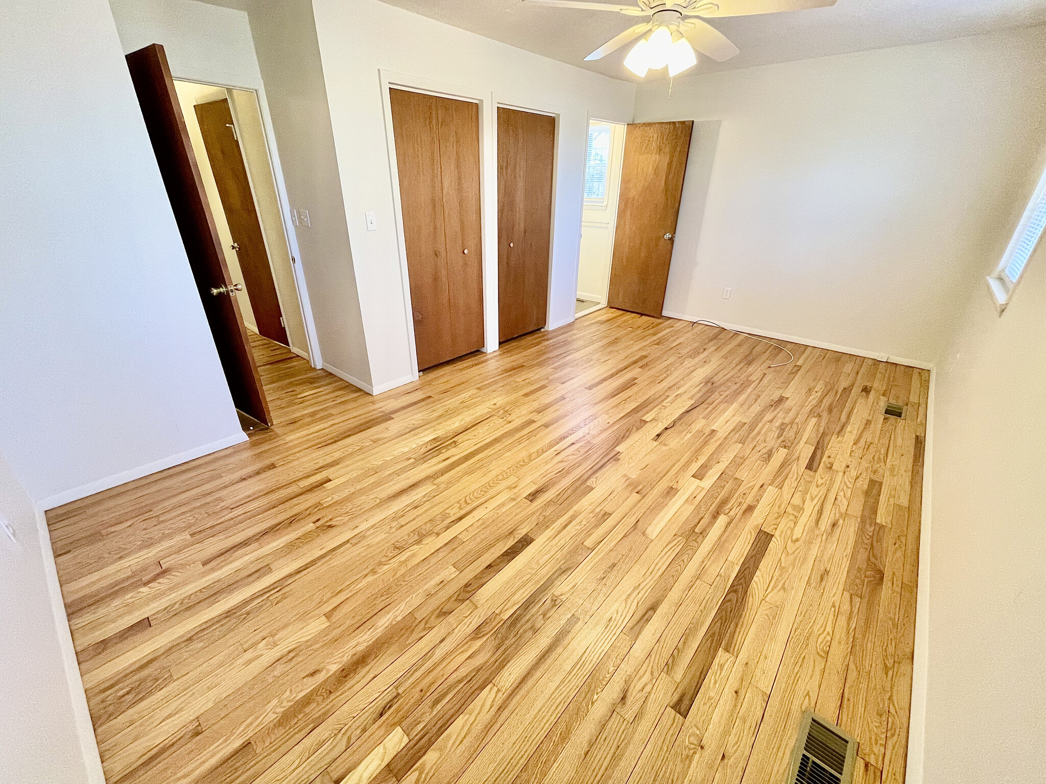 Bedroom - 21628 Parker Rd