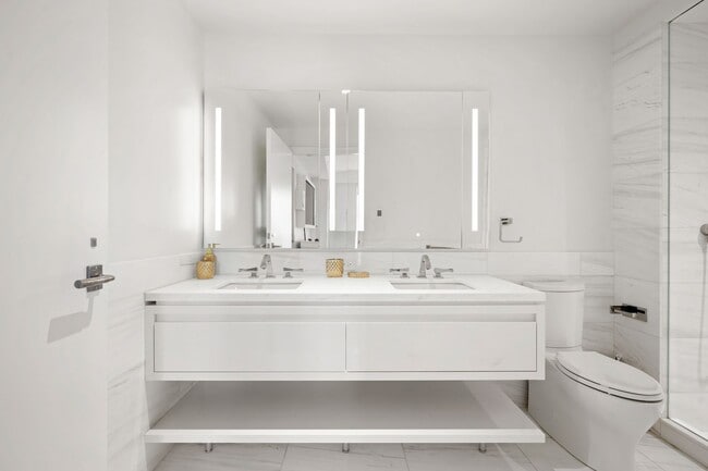 Building Photo - 150 Seaport Blvd