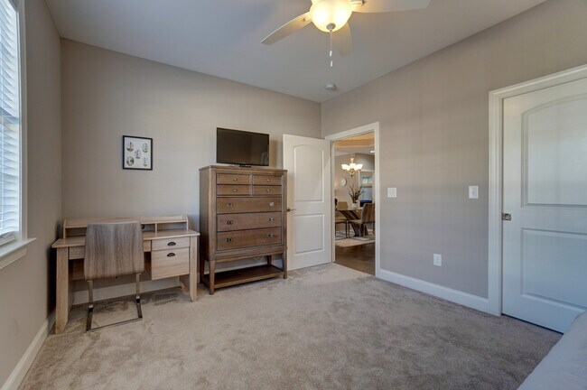 Building Photo - 2335 Sylvia Court