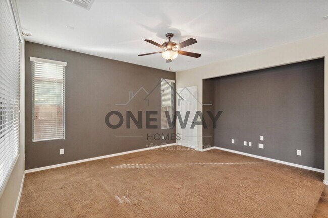 Building Photo - 18815 E Swan Dr