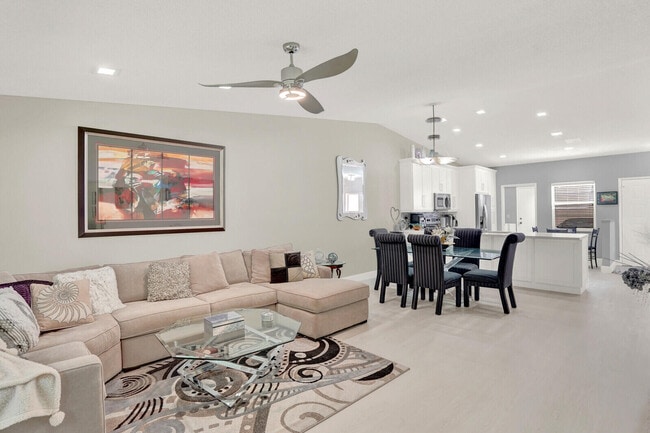 Building Photo - 6444 Mill Pointe Cir