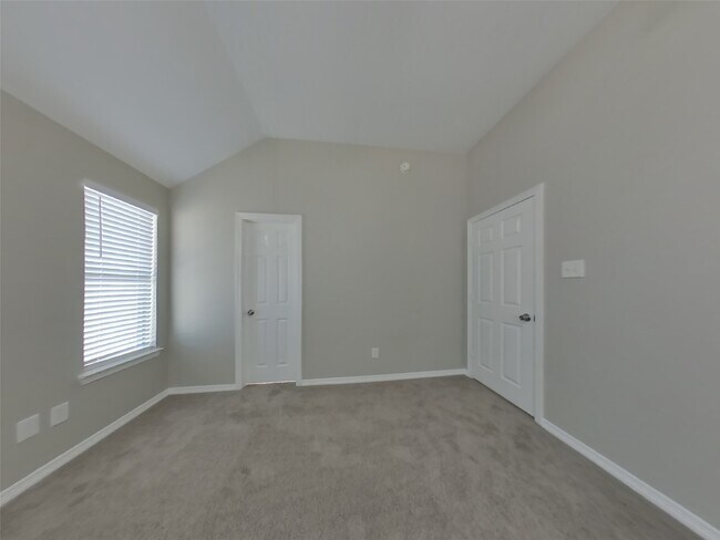 Building Photo - 963 Oak Lynn Dr