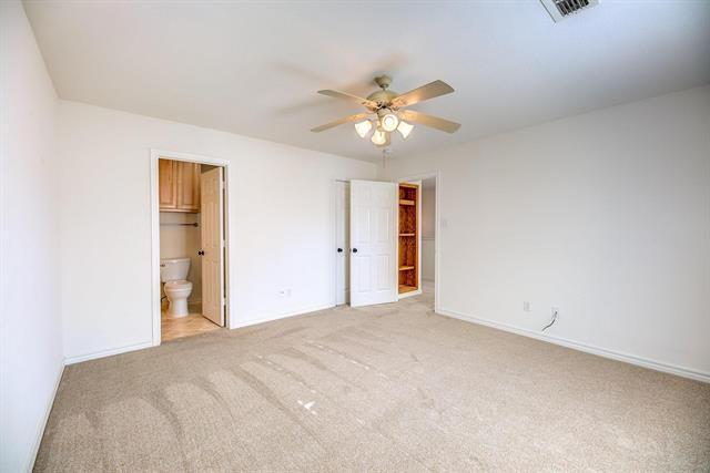 Building Photo - 5855 Pecan Chase