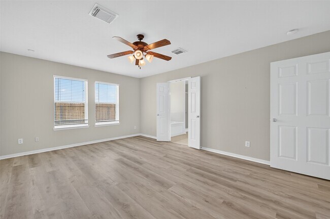Building Photo - 13206 Barton Meadow Ln