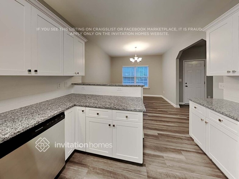 Building Photo - 3121 Rendezvous Dr