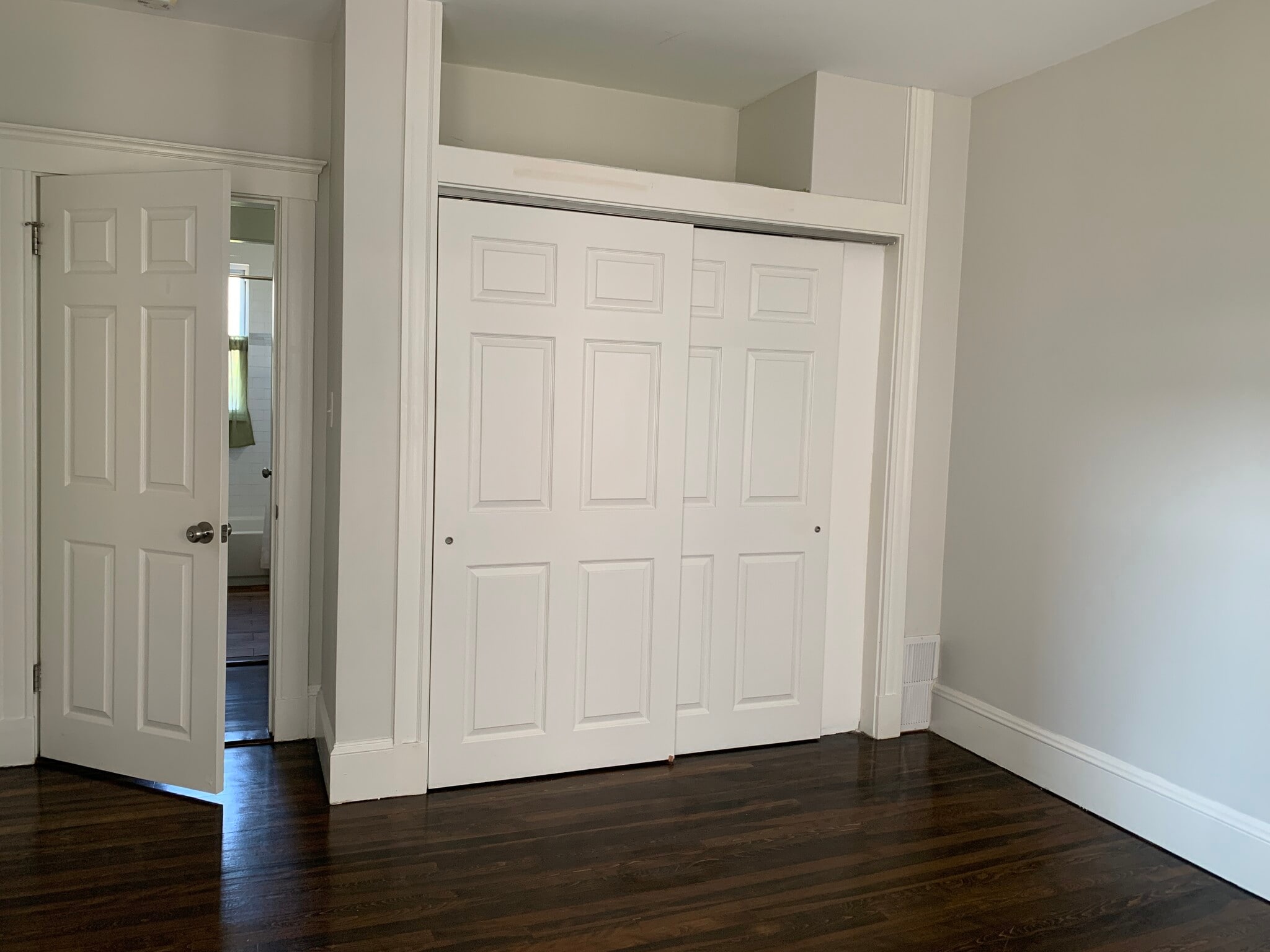 Master Bedroom: large closet - 22 Connecticut Ave