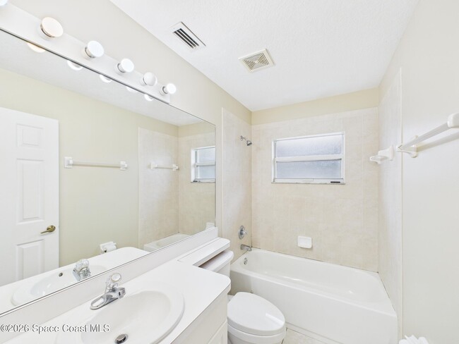 Building Photo - 131 Maggie Way