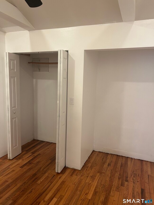 Building Photo - 26 Sunnydale Rd