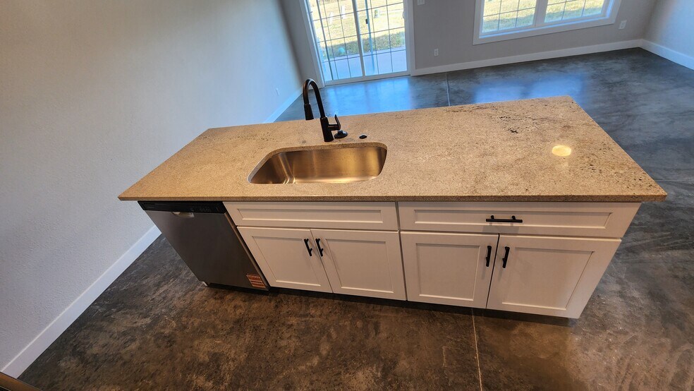 Building Photo - 3319 Stoneway Ct