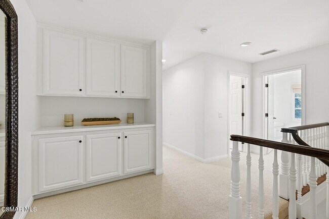 Building Photo - 2485 Waldemar St