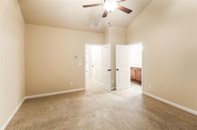 Building Photo - 193 Camellia Ct