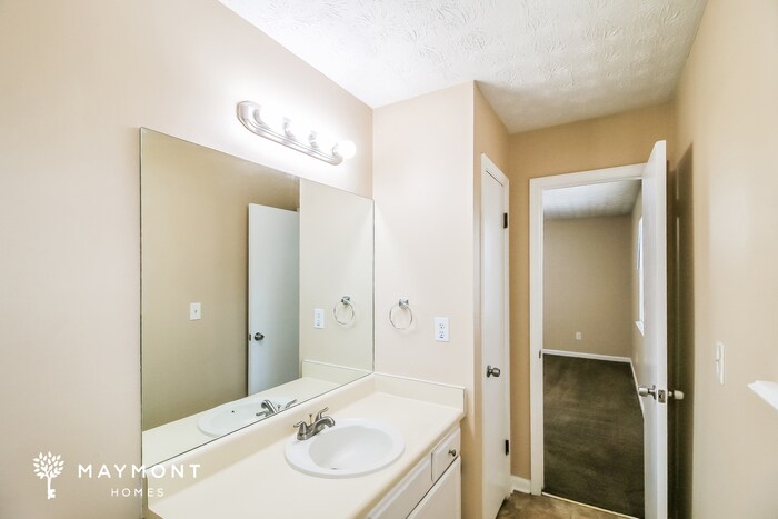 Building Photo - 1558 Cherry Hill Rd SW