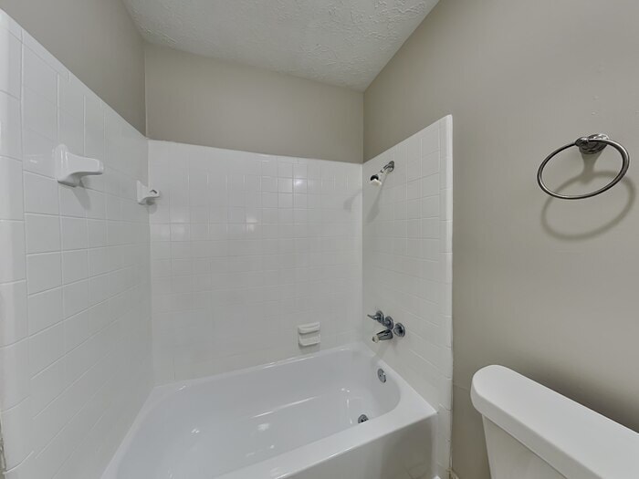 Building Photo - 4315 Sloangate Dr