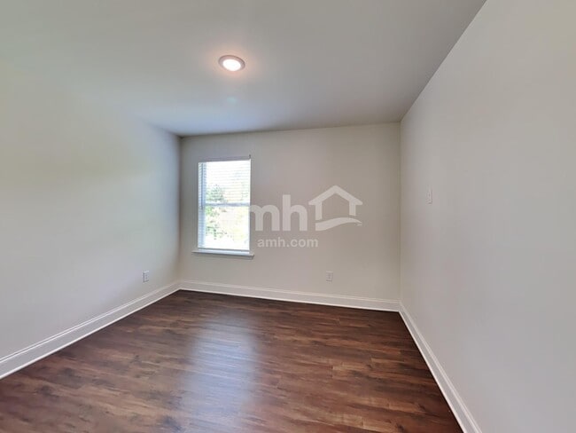 Building Photo - 608 Alcovy Walk Dr