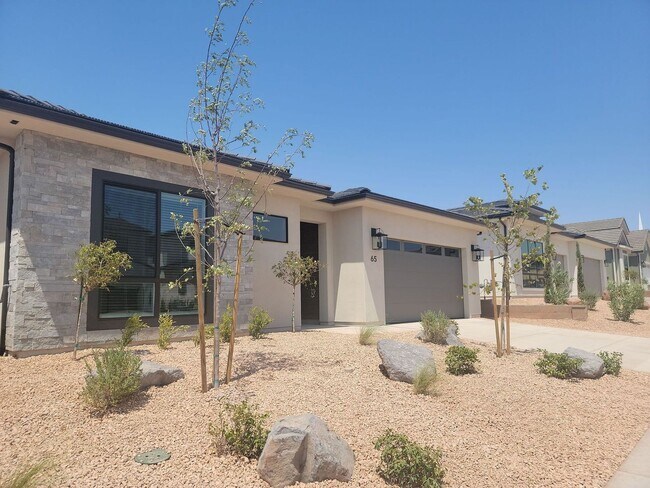 Building Photo - Brand New Stylish 3 Bedroom Home!
