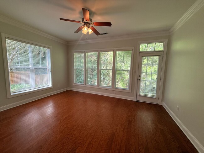 Building Photo - 2628 Coulter Pl