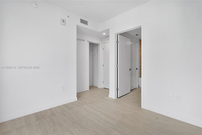 Building Photo - 77 SE 5th St