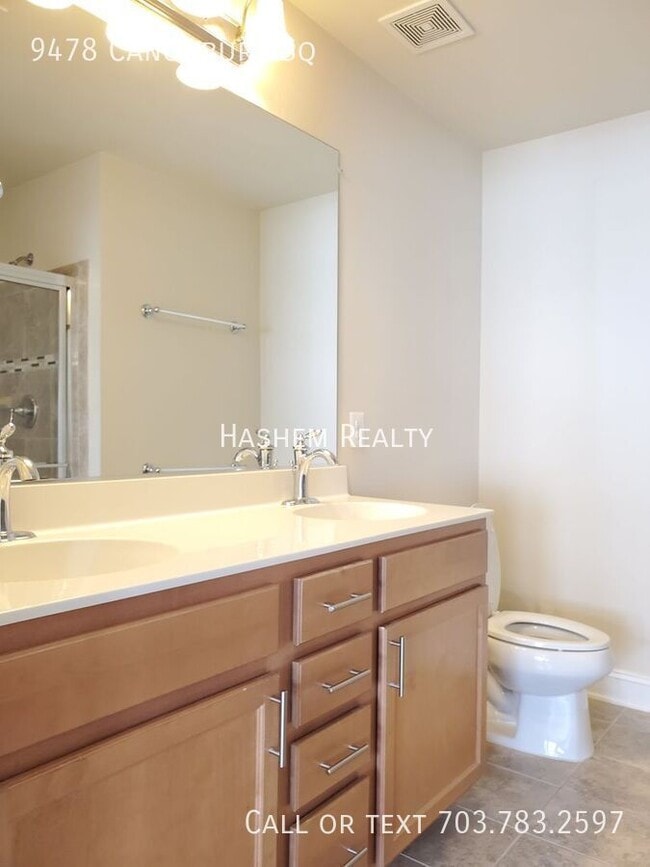Building Photo - 9478 Canonbury Square