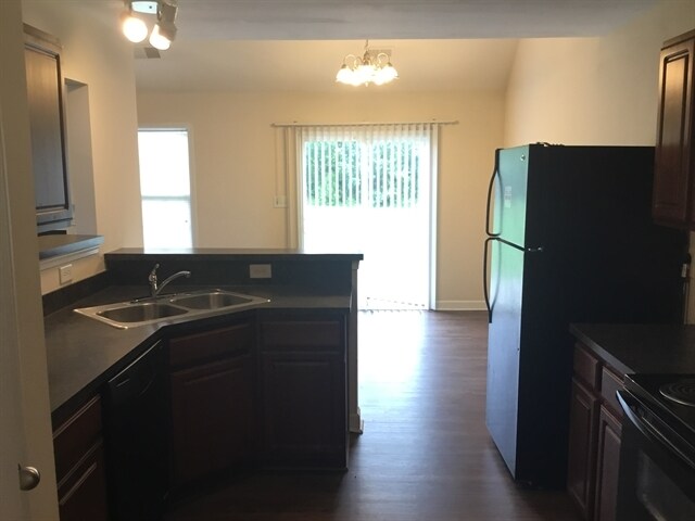 Building Photo - 3113 Twin Peaks Ct