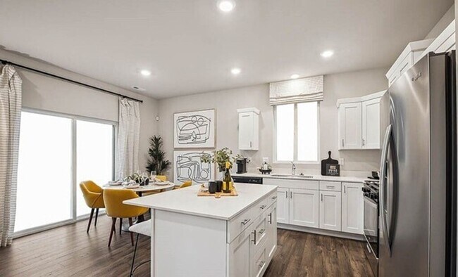 Building Photo - The Birkdale – 3 Bed / 3 Bath | 1,760 sq. ...