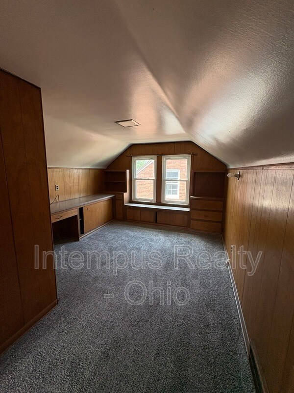 Building Photo - 3882 Faversham Rd