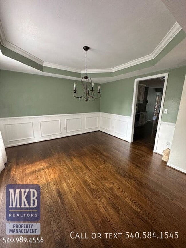 Building Photo - 6564 Monet Dr
