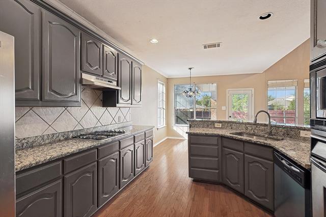 Building Photo - 8837 Sunset Trace Dr