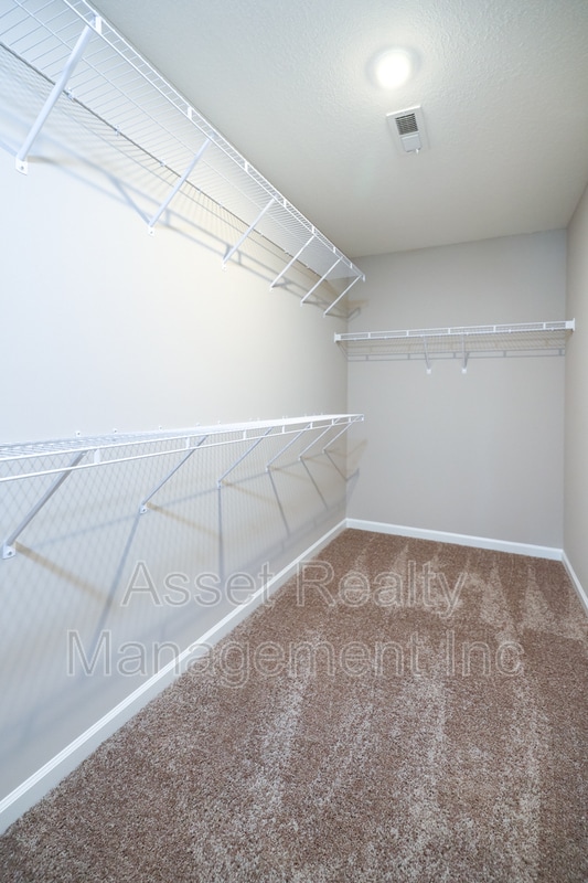 Building Photo - 5804 Rain Cloud Rd