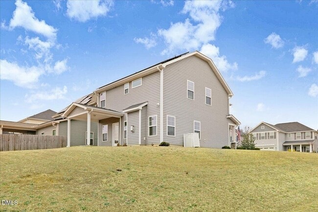 Building Photo - 281 E Webber Ln