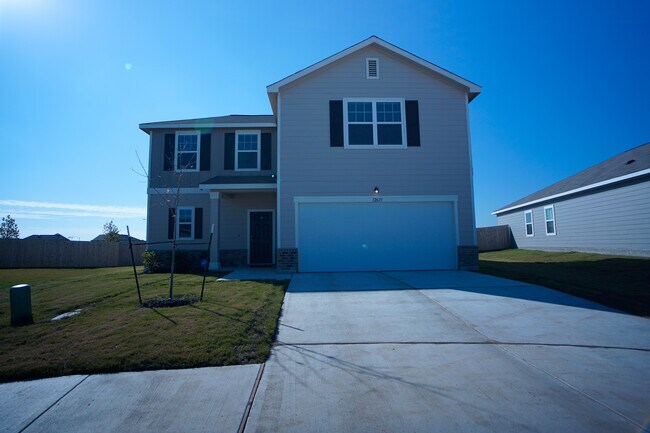 Building Photo - 12633 Henry Clay Dr