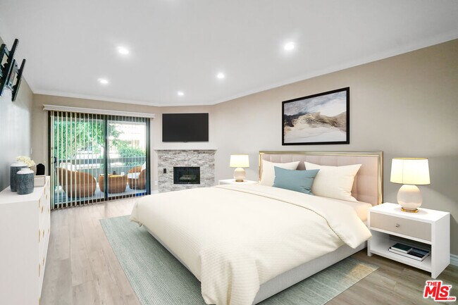 Building Photo - 15233 Magnolia Blvd