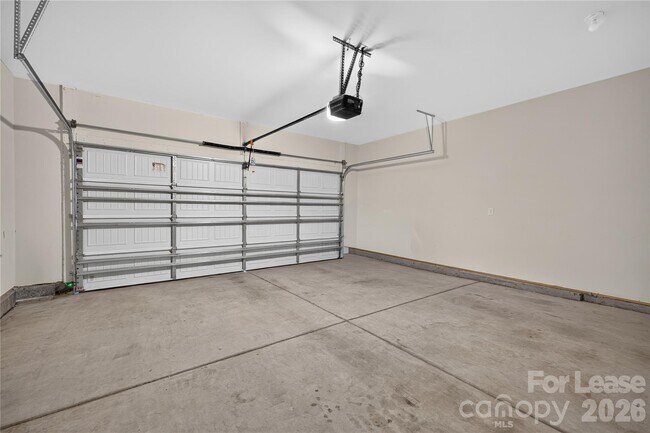 Building Photo - 314 Hyssop Ct