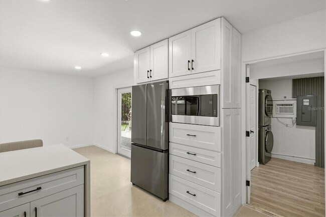 Building Photo - 3663 Egerton Cir