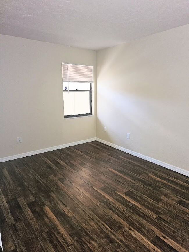 Building Photo - Citrus Hills Condo Now Available Price Red...