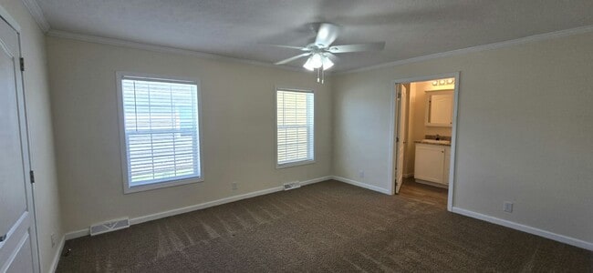 Building Photo - 52520 Chestnut Ct