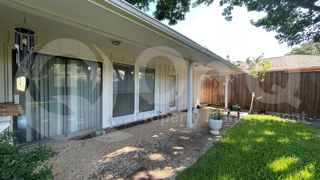 Building Photo - 2212 Canyon Valley Trail
